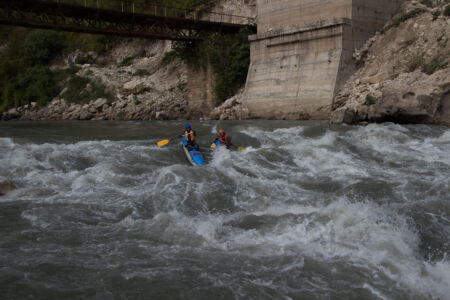 Двойка в пороге Твиши