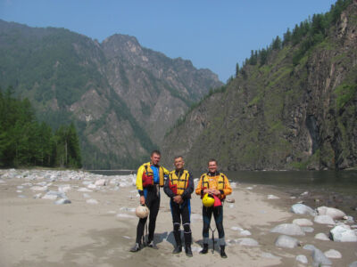 Стоянка в ущелье Орхо-Бом Стоянка в ущелье Орхо-Бом