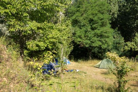 Губник. Карьеры. Наш лагерь утром Губник. Карьеры. Наш лагерь утром
