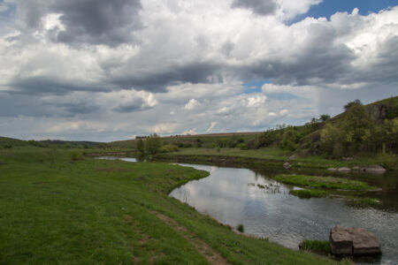 Первомайский уикенд на Южном Буге. Ниже порогов Первомайский уикенд на Южном Буге. Ниже порогов
