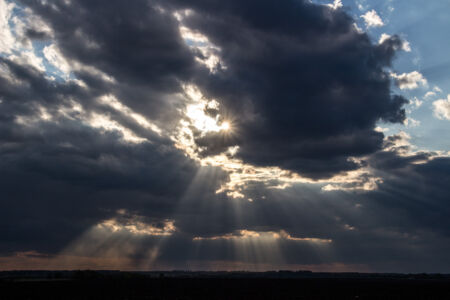 Первомайский уикенд на Южном Буге. Солнечные столбы Первомайский уикенд на Южном Буге. Солнечные столбы